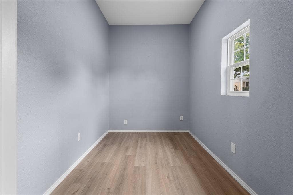 1905 El Paso Street, Grand Prairie, TX 75051 1905 El Paso Street, Grand Prairie, TX 75051