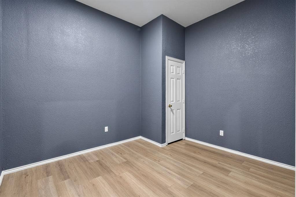 1905 El Paso Street, Grand Prairie, TX 75051 1905 El Paso Street, Grand Prairie, TX 75051