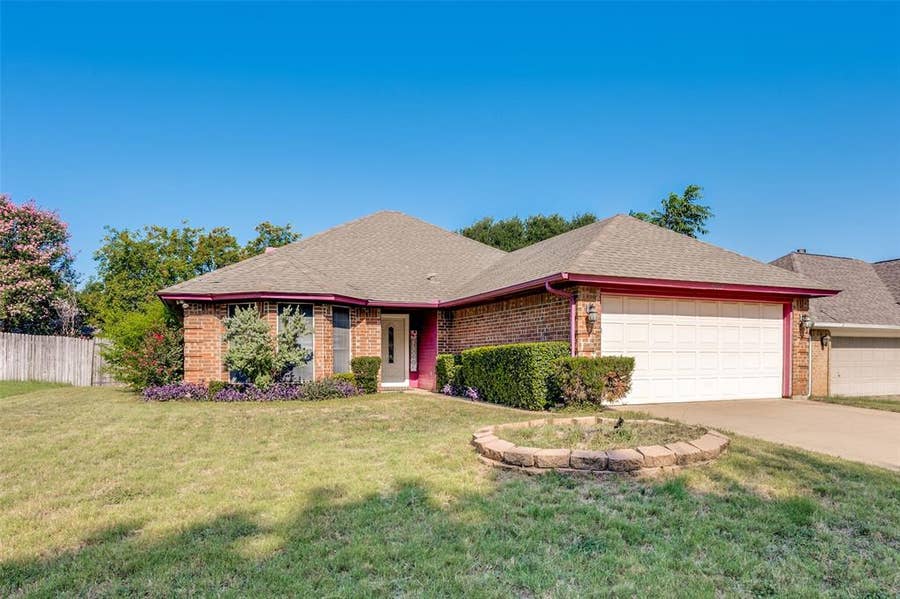 Property photo for 9008 Topperwind Court, Fort Worth, TX