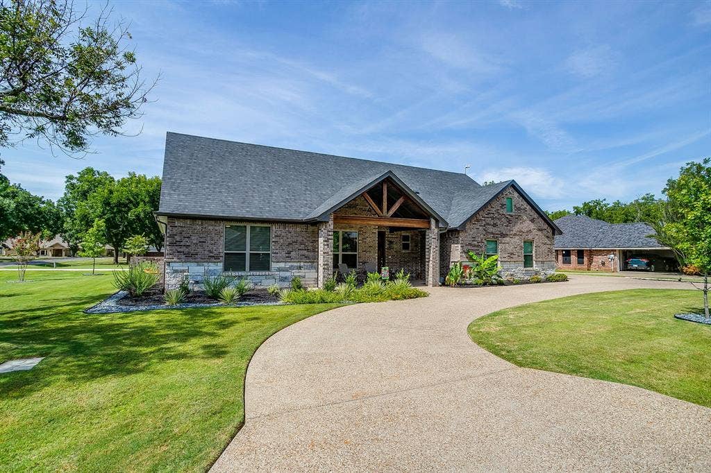 5418 Wedgefield Road, Granbury, TX 76049 5418 Wedgefield Road, Granbury, TX 76049