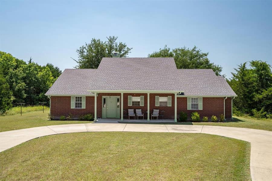 Property photo for 1625 County Road 561, Princeton, TX
