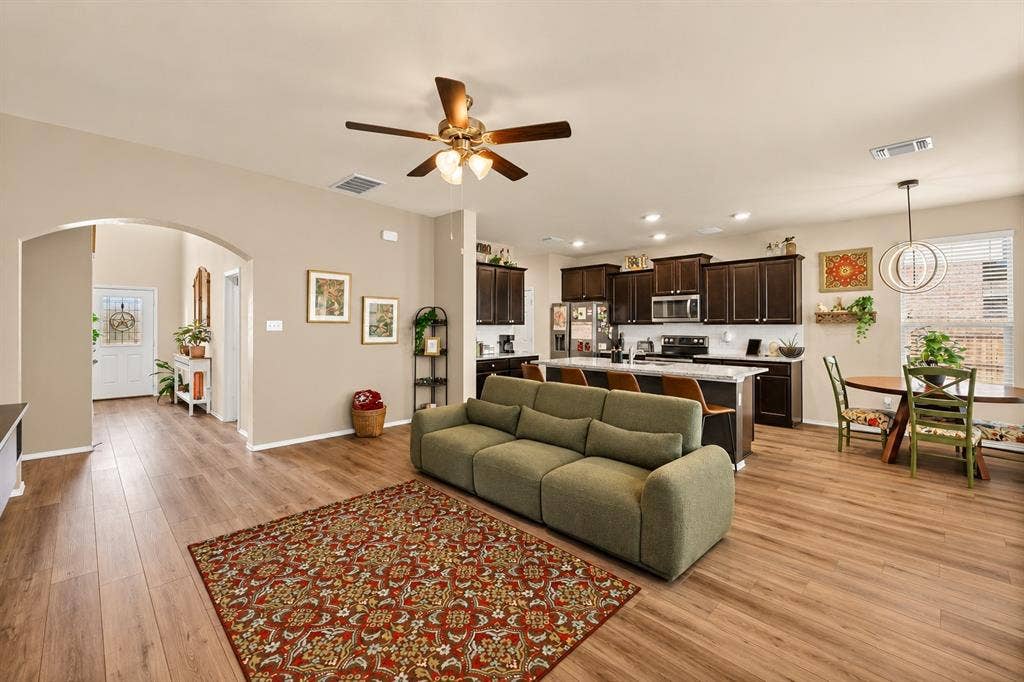 2816 Brosnan Road, Waco, TX 76655 2816 Brosnan Road, Waco, TX 76655