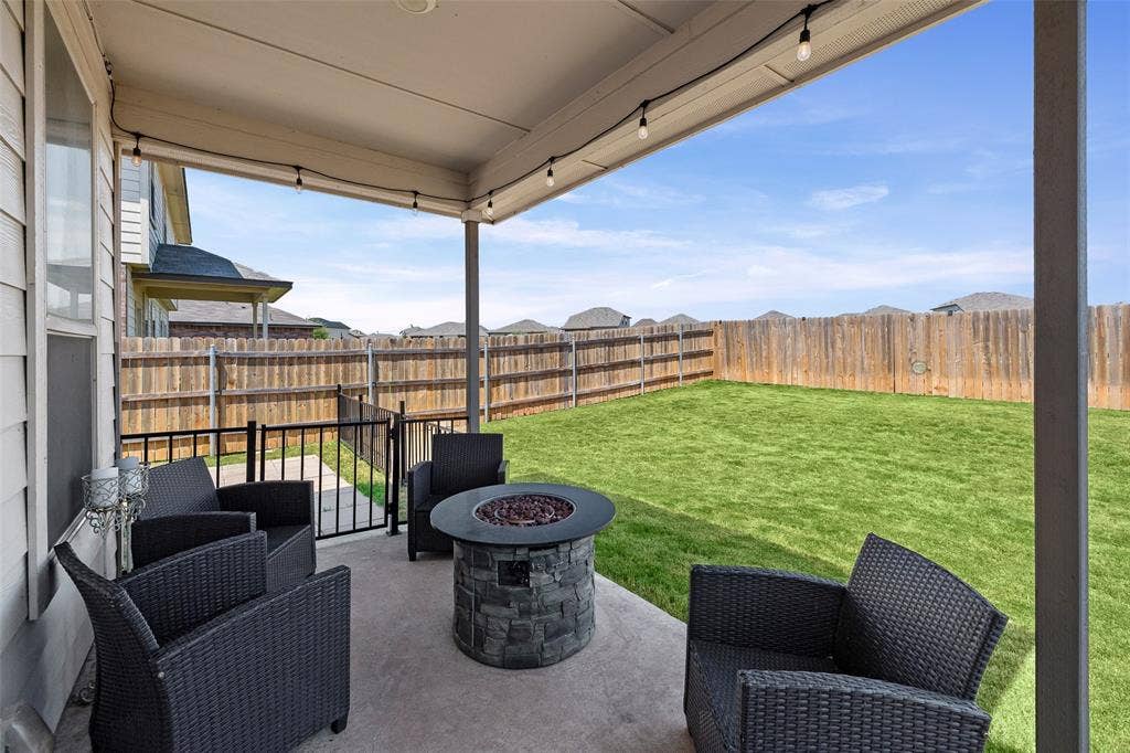 2816 Brosnan Road, Waco, TX 76655 2816 Brosnan Road, Waco, TX 76655
