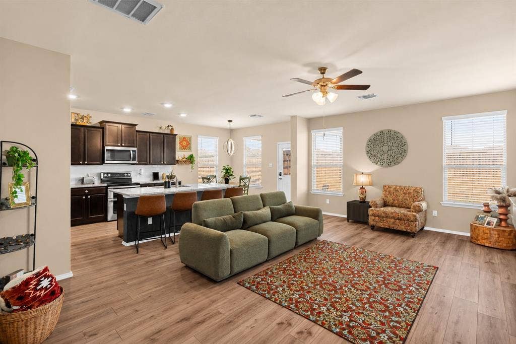 2816 Brosnan Road, Waco, TX 76655 2816 Brosnan Road, Waco, TX 76655