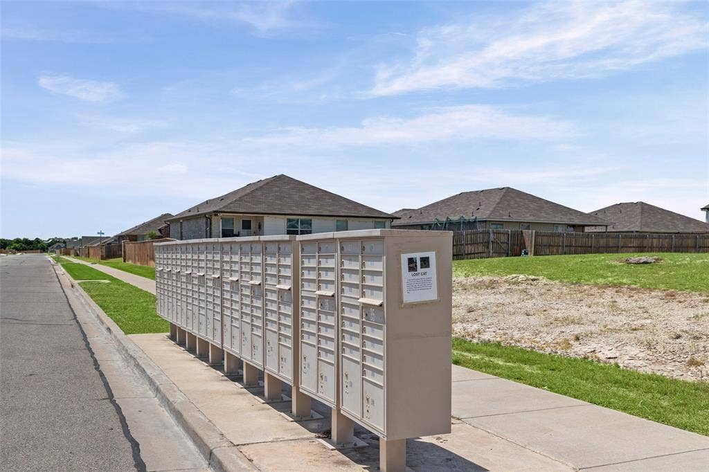 2816 Brosnan Road, Waco, TX 76655 2816 Brosnan Road, Waco, TX 76655