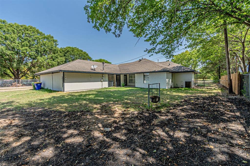 2811 Seagoville Road, Seagoville, TX 75159