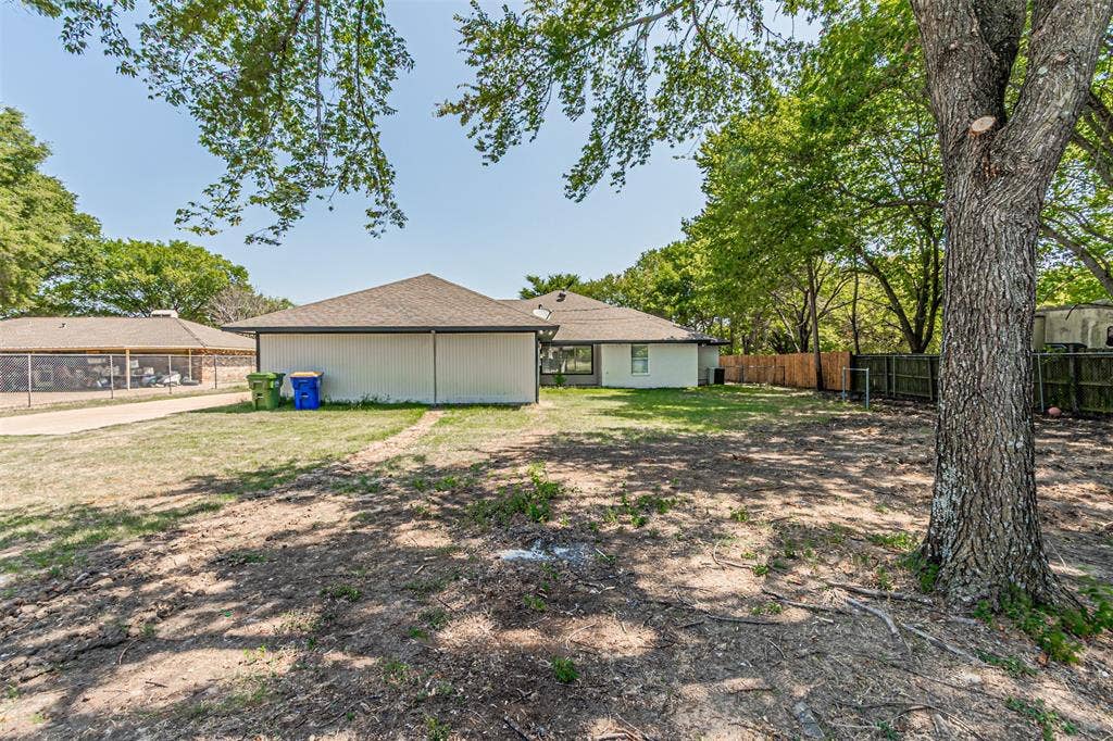 2811 Seagoville Road, Seagoville, TX 75159