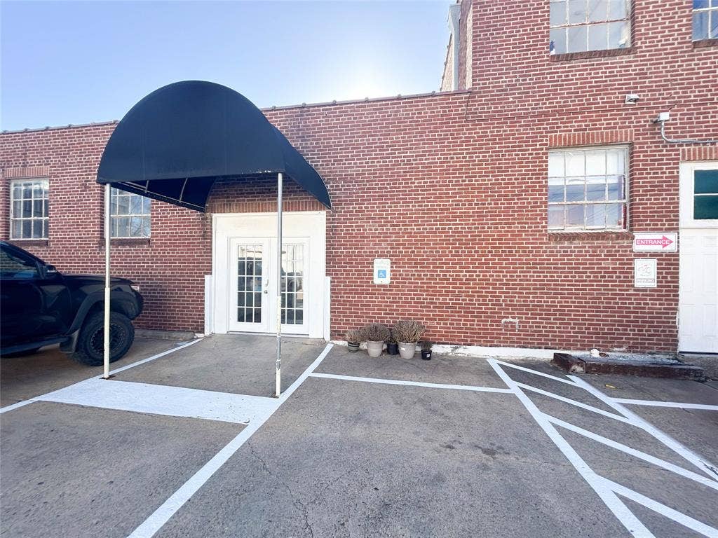 1300 W Main Street, #102, Waxahachie, TX 75165 1300 W Main Street, #102, Waxahachie, TX 75165