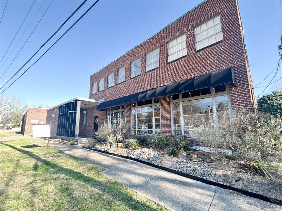 Property photo for 1300 W Main Street, #102, Waxahachie, TX