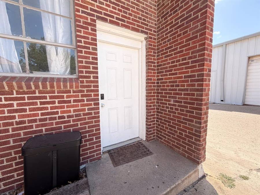 Property photo for 1300 W Main Street, #100, Waxahachie, TX