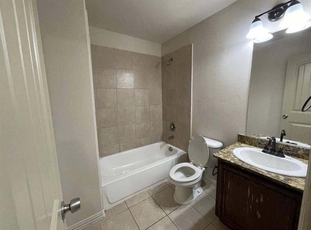 2307 Calendar Court, Grand Prairie, TX 75050 2307 Calendar Court, Grand Prairie, TX 75050