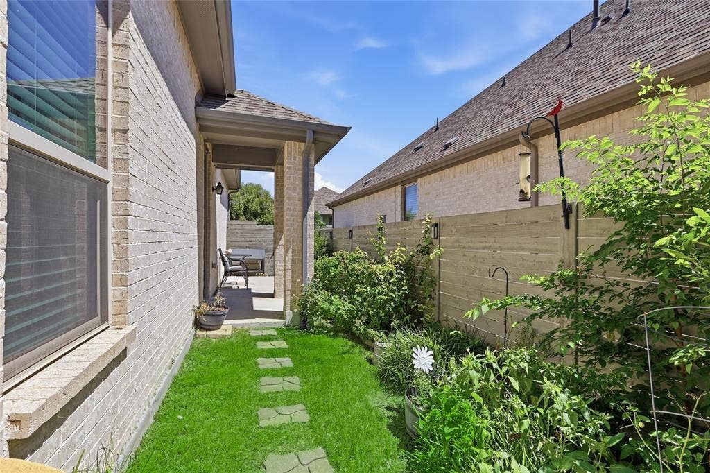 1432 14th Street, Argyle, TX 76226 1432 14th Street, Argyle, TX 76226