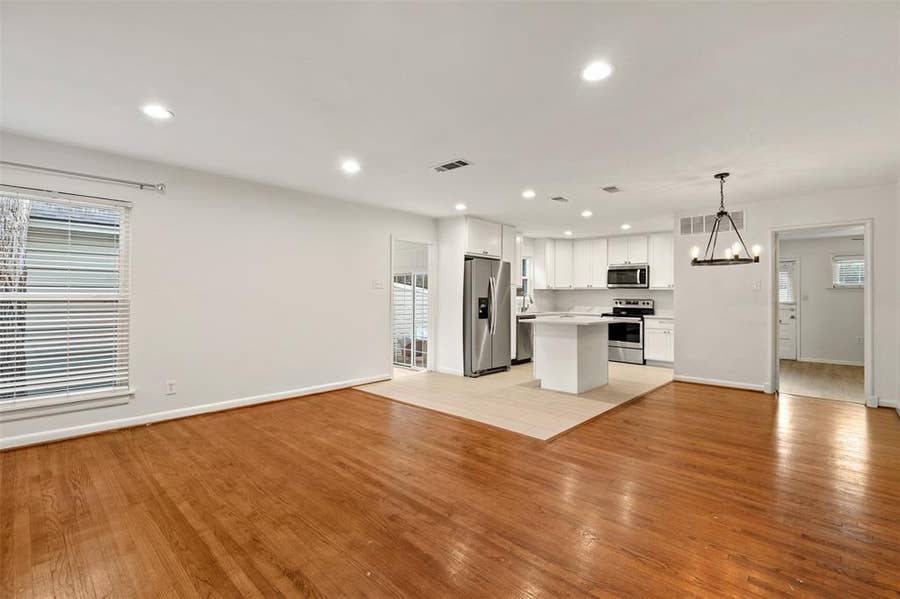 Property photo for 8732 Glencrest Lane, Dallas, TX