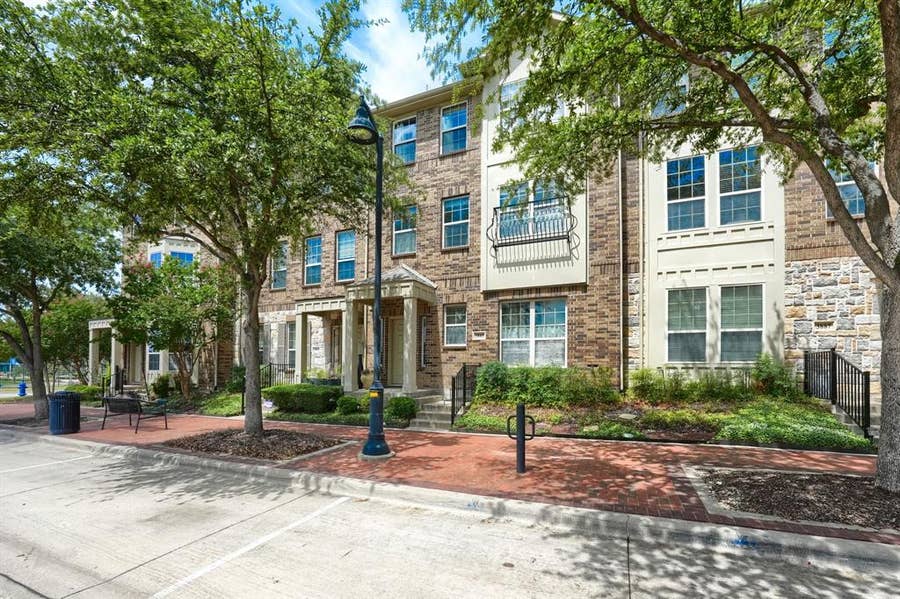 Property photo for 3885 Asbury Lane, Addison, TX