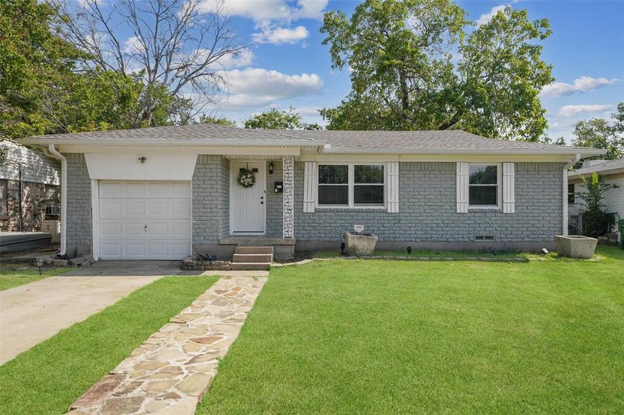 Property photo for 1618 Parkhaven Drive, Seagoville, TX