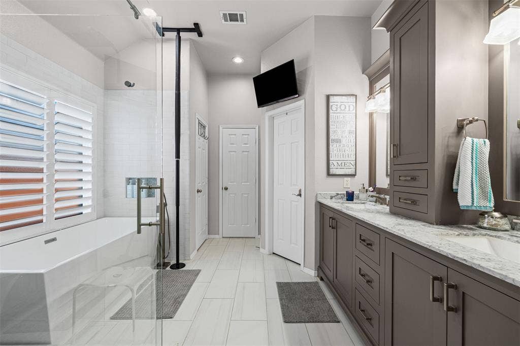 1759 Hidden Brook Drive, Grand Prairie, TX 75050 1759 Hidden Brook Drive, Grand Prairie, TX 75050