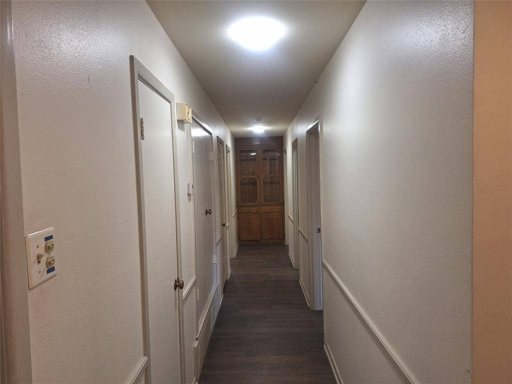 906 Sharpshire Street, Grand Prairie, TX 75050 906 Sharpshire Street, Grand Prairie, TX 75050