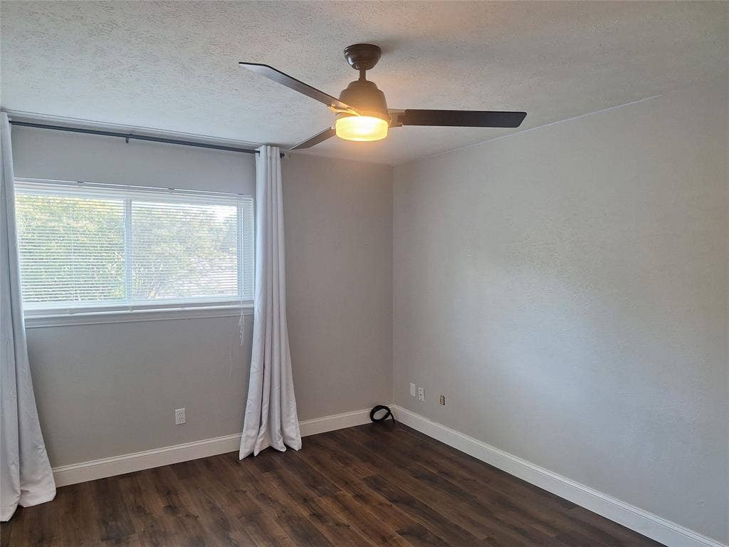 4240 Harvest Hill Road, Dallas, TX 75244 Bedroom 2