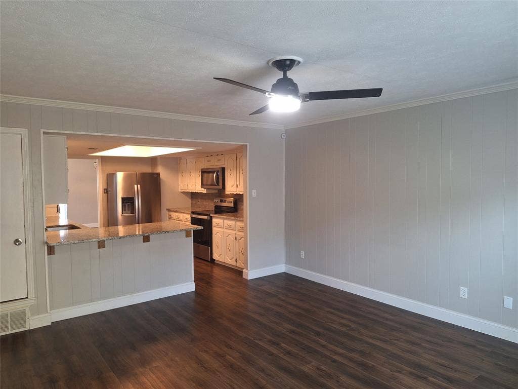 4240 Harvest Hill Road, Dallas, TX 75244 4240 Harvest Hill Road, Dallas, TX 75244