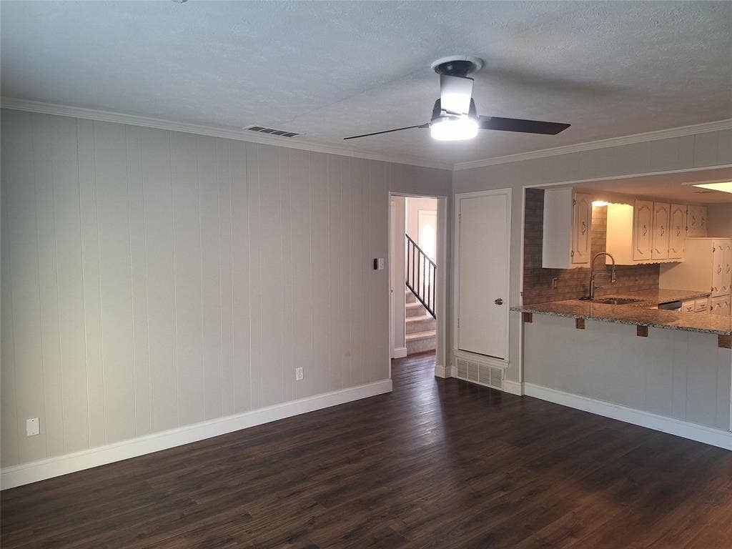 4240 Harvest Hill Road, Dallas, TX 75244 4240 Harvest Hill Road, Dallas, TX 75244