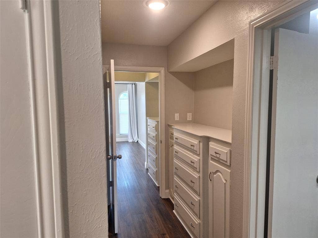 4240 Harvest Hill Road, Dallas, TX 75244 4240 Harvest Hill Road, Dallas, TX 75244