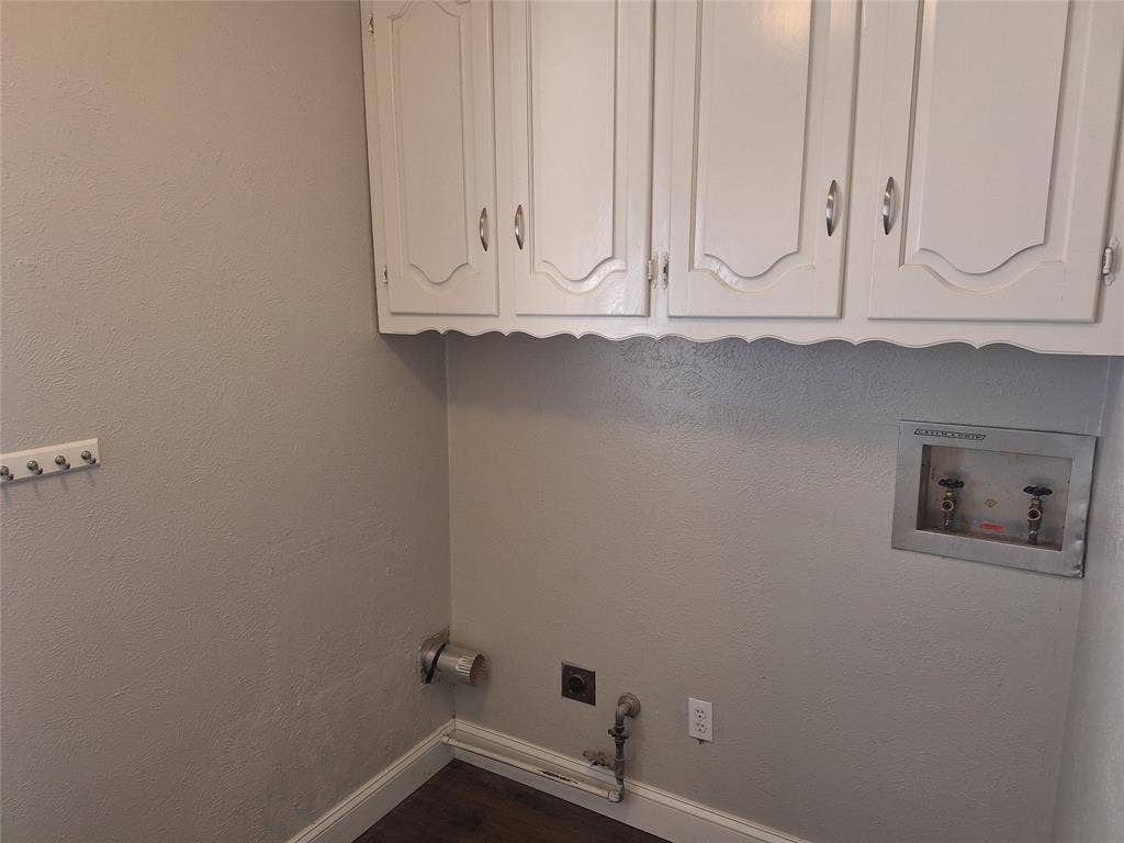 4240 Harvest Hill Road, Dallas, TX 75244 4240 Harvest Hill Road, Dallas, TX 75244