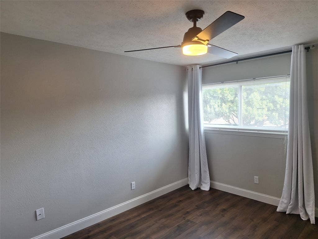 4240 Harvest Hill Road, Dallas, TX 75244 Bedroom 2