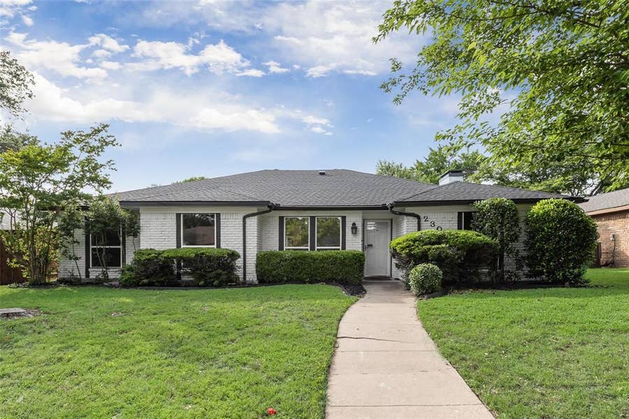Property photo for 2307 Glen Forest Lane, Plano, TX
