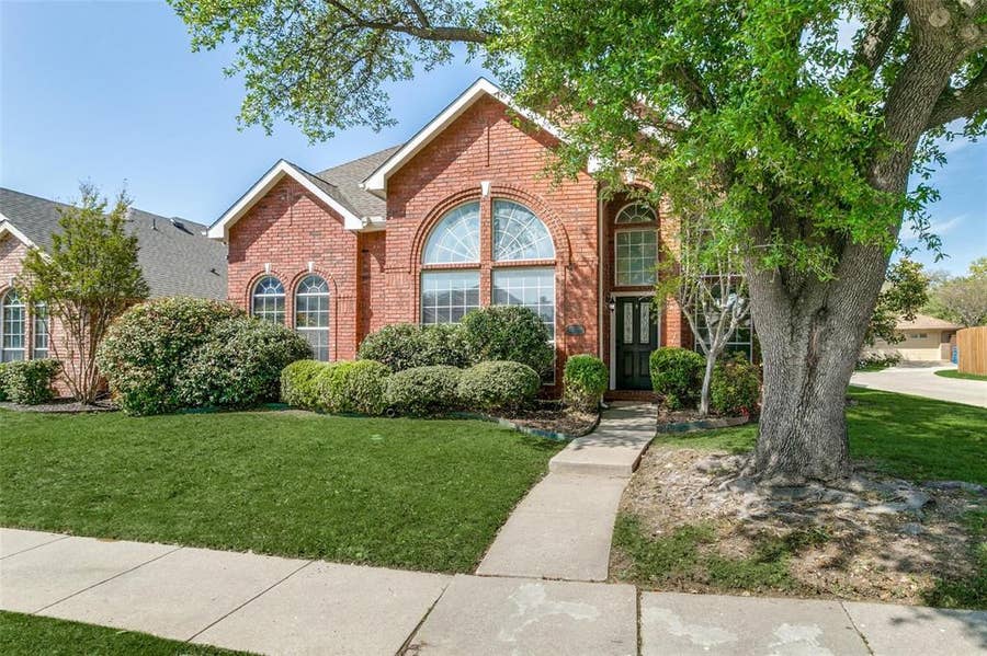 Property photo for 1649 Bennington Drive, Carrollton, TX