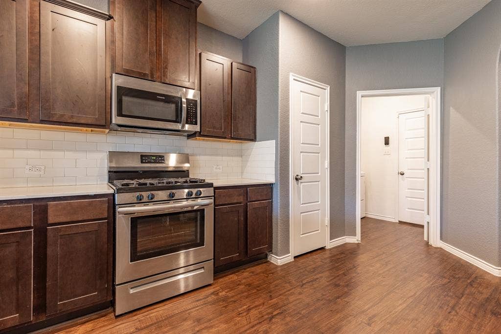 4013 Spur Trail Drive, Denton, TX 76208 4013 Spur Trail Drive, Denton, TX 76208