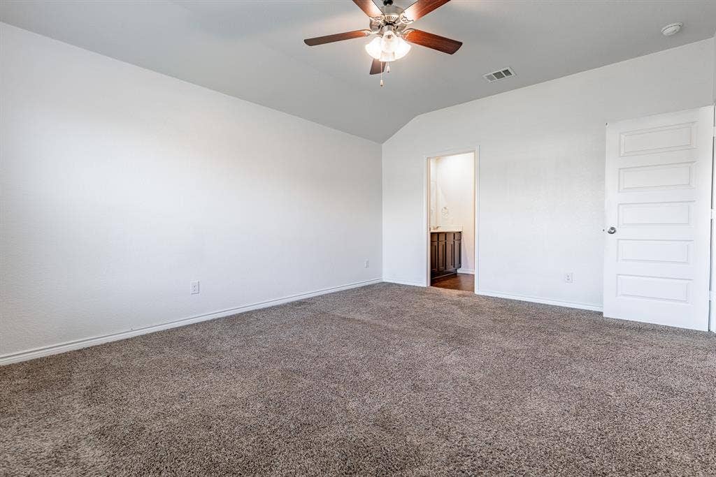4013 Spur Trail Drive, Denton, TX 76208 4013 Spur Trail Drive, Denton, TX 76208