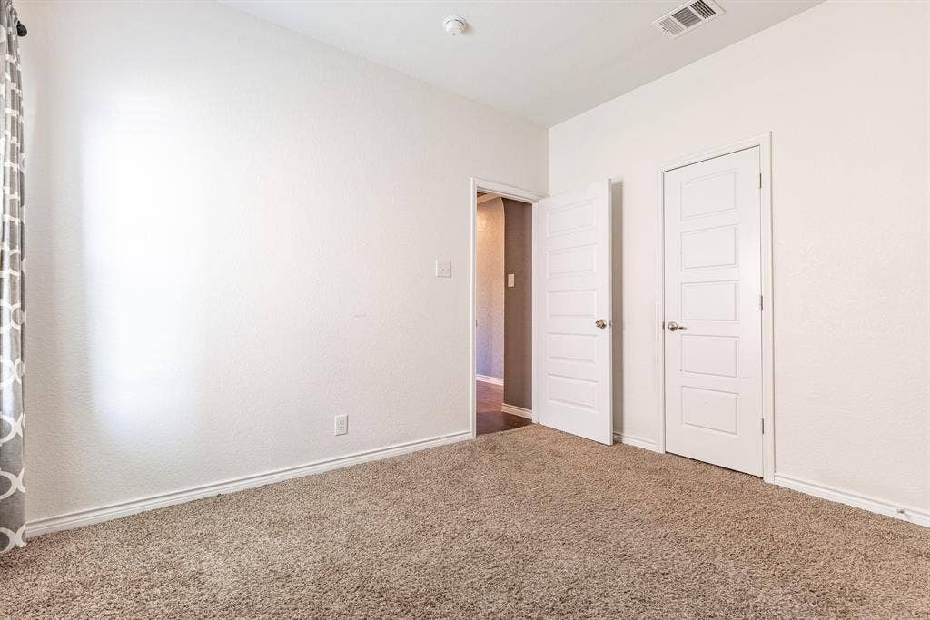 4013 Spur Trail Drive, Denton, TX 76208 4013 Spur Trail Drive, Denton, TX 76208