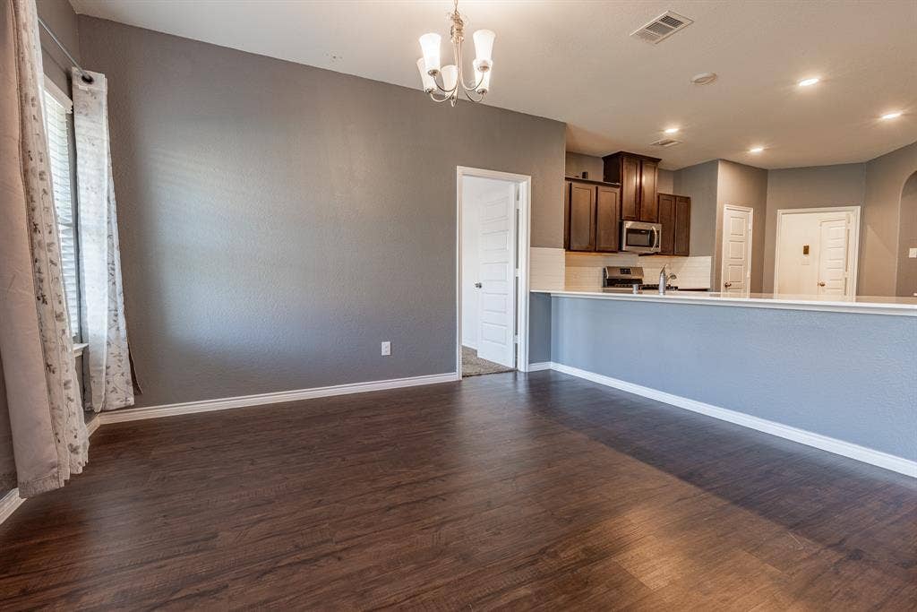 4013 Spur Trail Drive, Denton, TX 76208 4013 Spur Trail Drive, Denton, TX 76208
