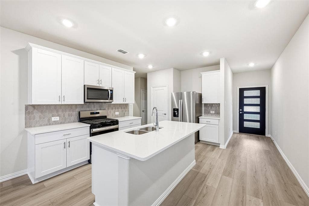 523 Blanton Street, McKinney, TX 75069 523 Blanton Street, McKinney, TX 75069