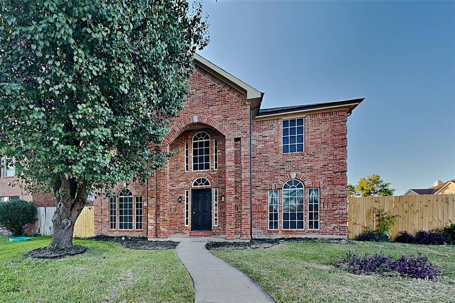 Property photo for 7202 Gillon Drive, Rowlett, TX