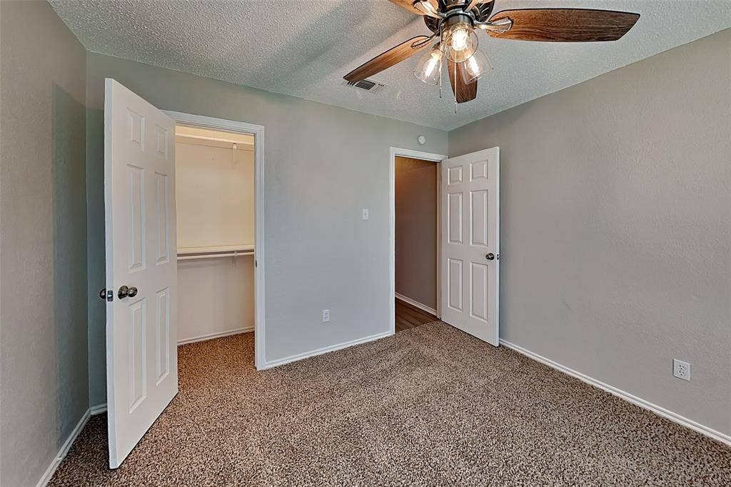 6117 Courtside Drive, Watauga, TX 76148 6117 Courtside Drive, Watauga, TX 76148