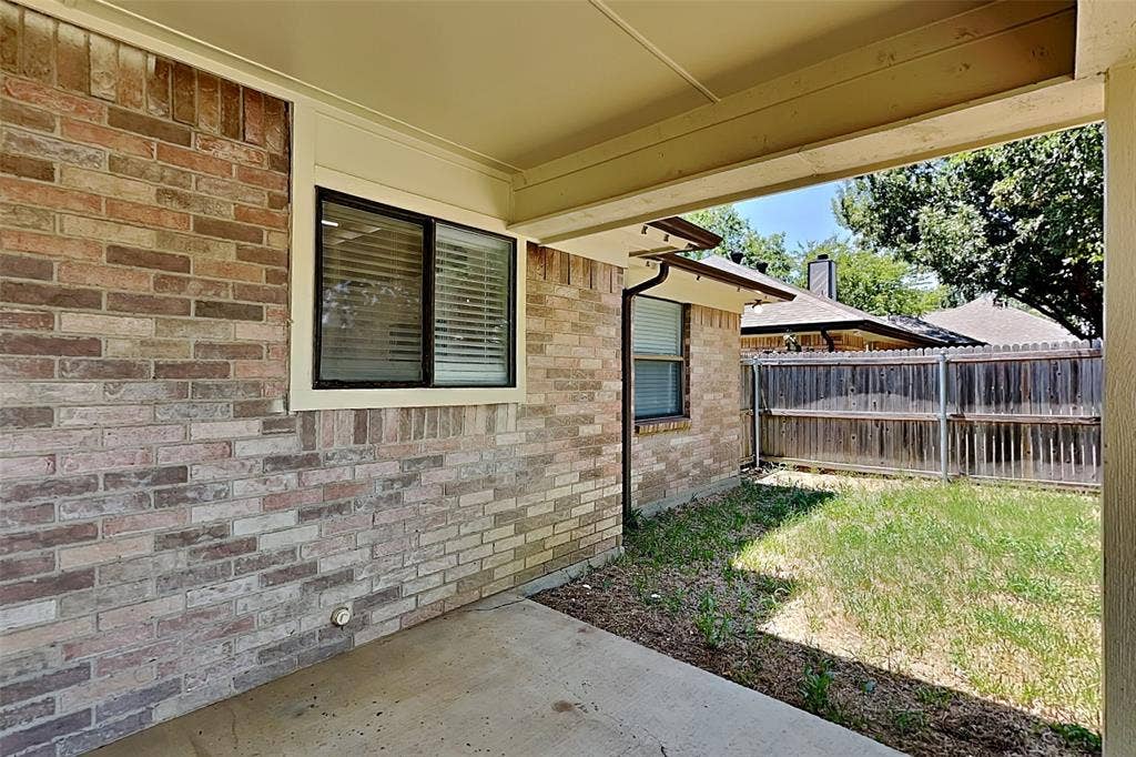 6117 Courtside Drive, Watauga, TX 76148 6117 Courtside Drive, Watauga, TX 76148