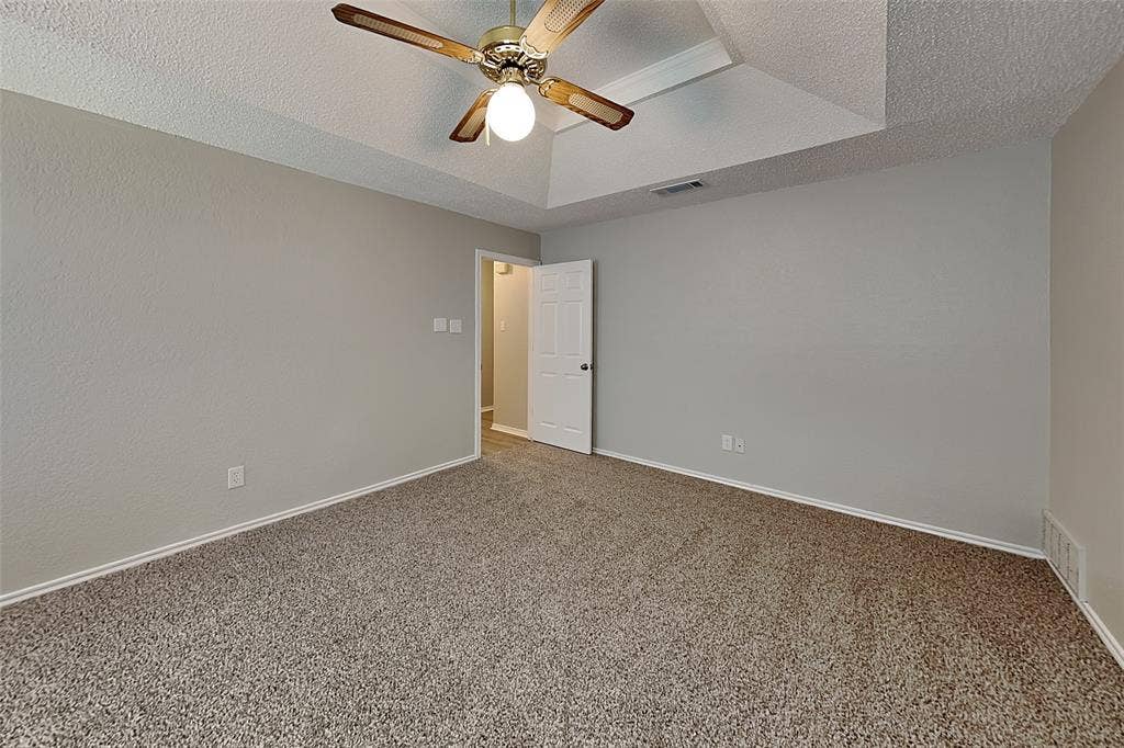 6117 Courtside Drive, Watauga, TX 76148 6117 Courtside Drive, Watauga, TX 76148