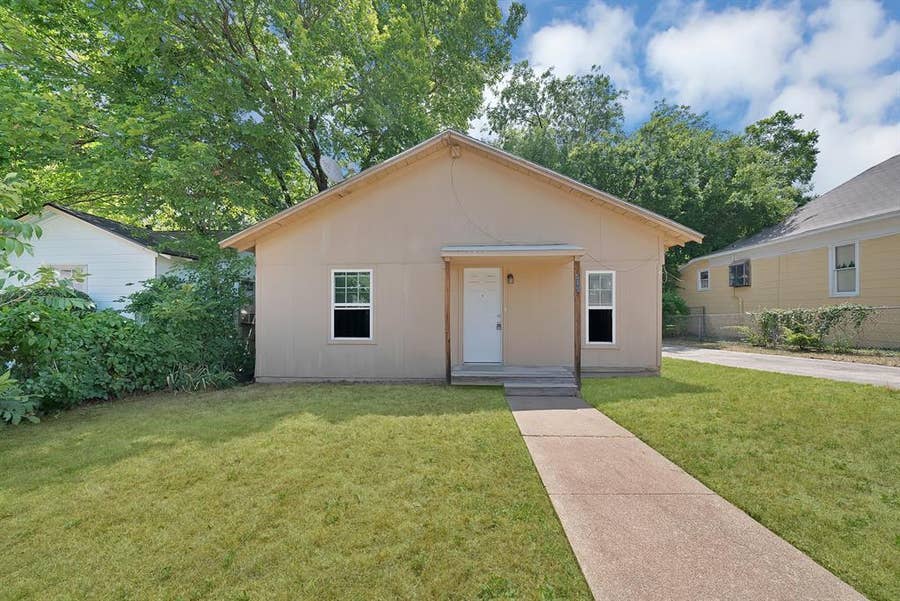 Property photo for 515 Woodrow Avenue, Fort Worth, TX