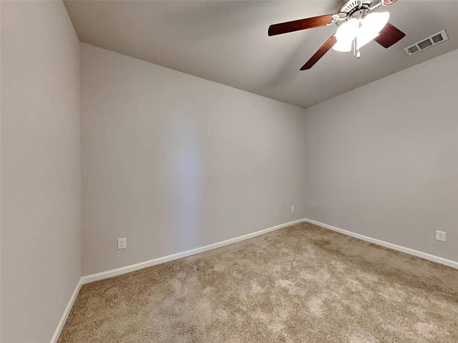 Property photo for 545 Hazeltine Road, Red Oak, TX