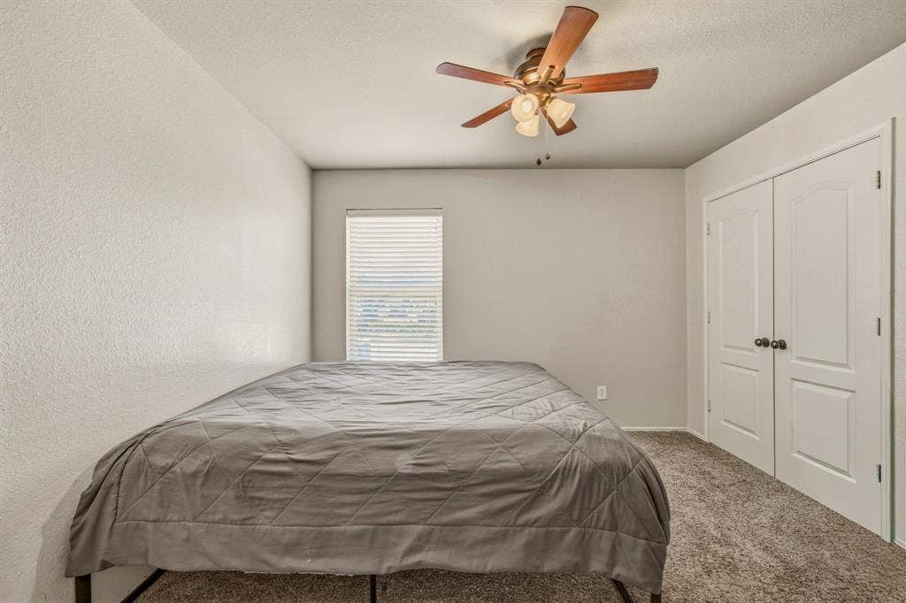 200 Jacinth Lane, Granbury, TX 76049