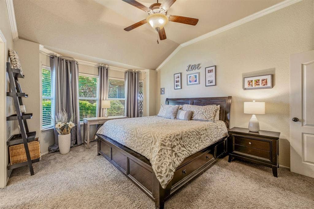 200 Jacinth Lane, Granbury, TX 76049