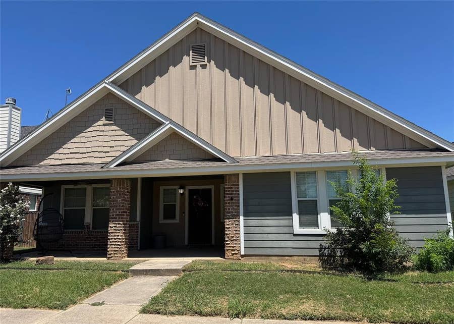 Property photo for 248 Lovers Path Drive, Springtown, TX