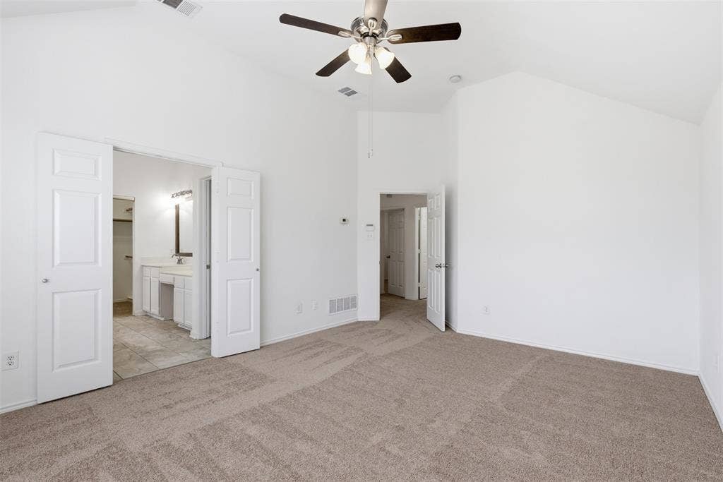 3221 Corning Drive, Plano, TX 75023 3221 Corning Drive, Plano, TX 75023