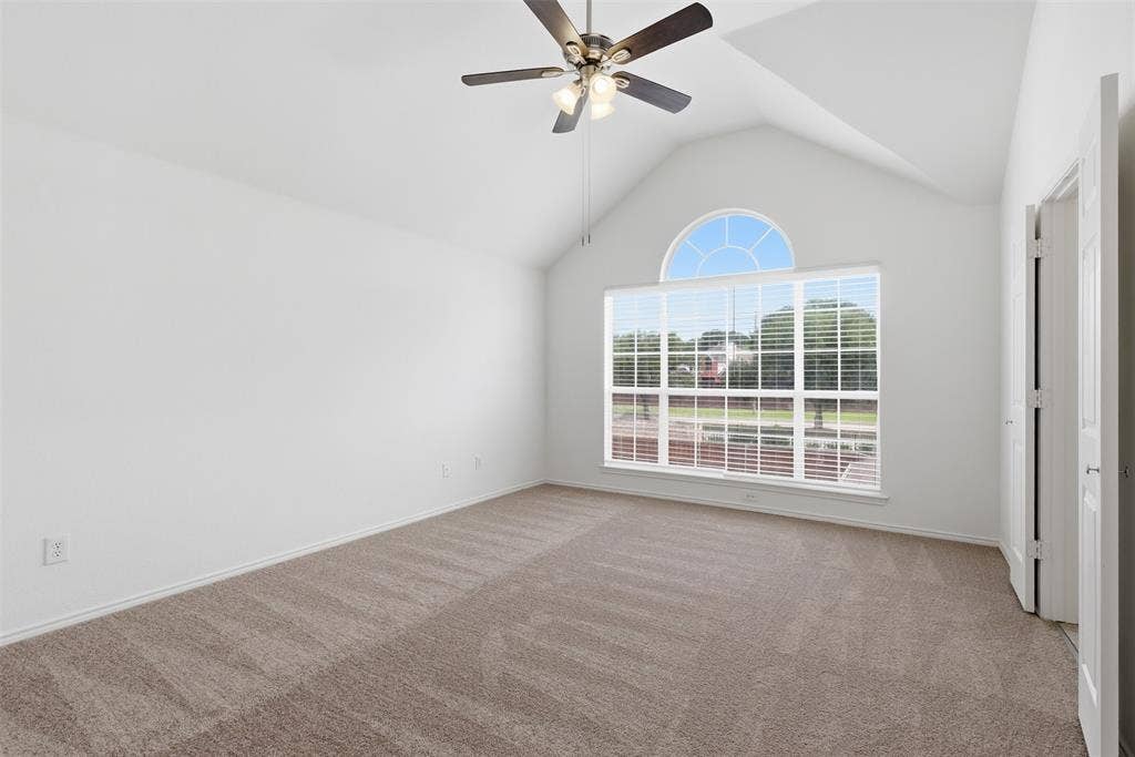 3221 Corning Drive, Plano, TX 75023 3221 Corning Drive, Plano, TX 75023