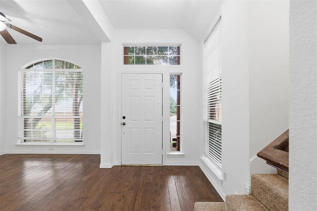 3221 Corning Drive, Plano, TX 75023 3221 Corning Drive, Plano, TX 75023