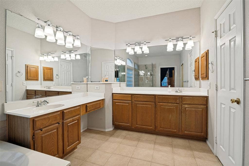 5005 Harborview Boulevard, Rowlett, TX 75088 5005 Harborview Boulevard, Rowlett, TX 75088