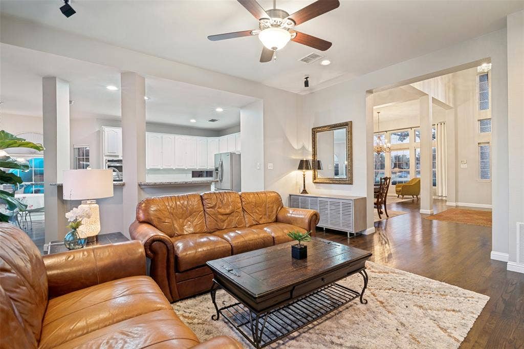 5005 Harborview Boulevard, Rowlett, TX 75088 5005 Harborview Boulevard, Rowlett, TX 75088