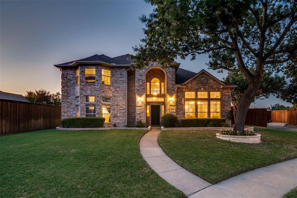 5005 Harborview Boulevard, Rowlett, TX 75088 5005 Harborview Boulevard, Rowlett, TX 75088