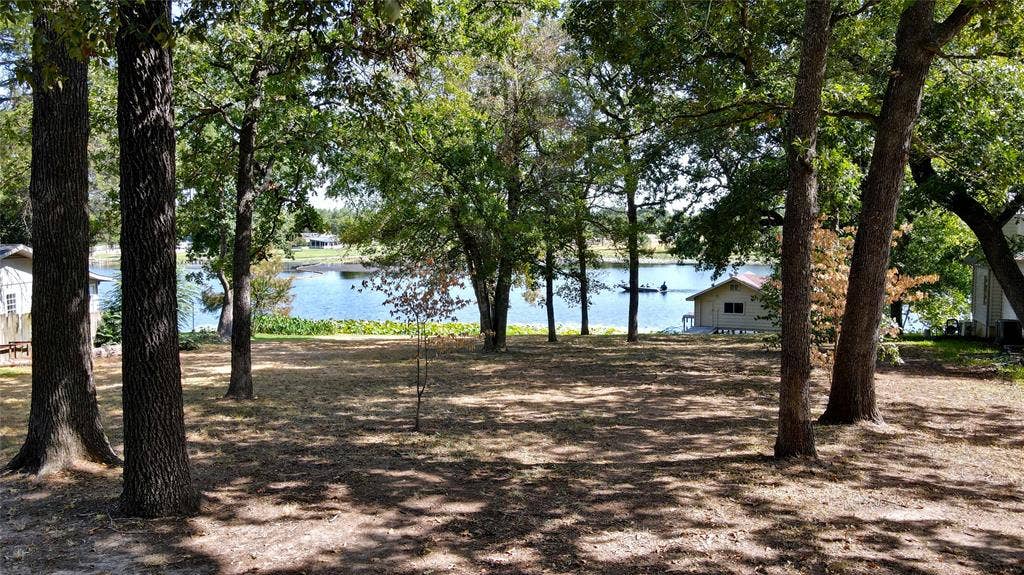 5449 Impala Point Drive, Athens, TX 75752 5449 Impala Point Drive, Athens, TX 75752